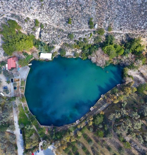 Zaros lake