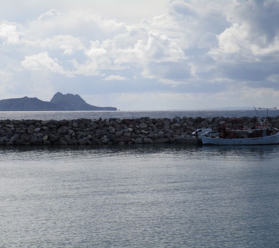 Kokkinos Pyrgos beach