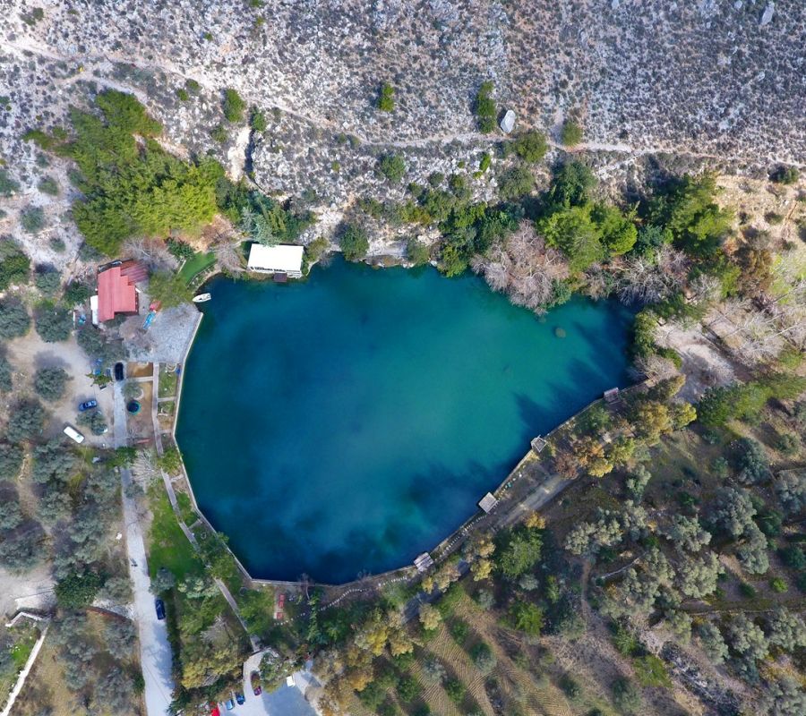 Zaros lake